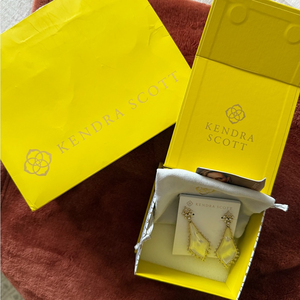 Kendra Scott White Drop Earrings